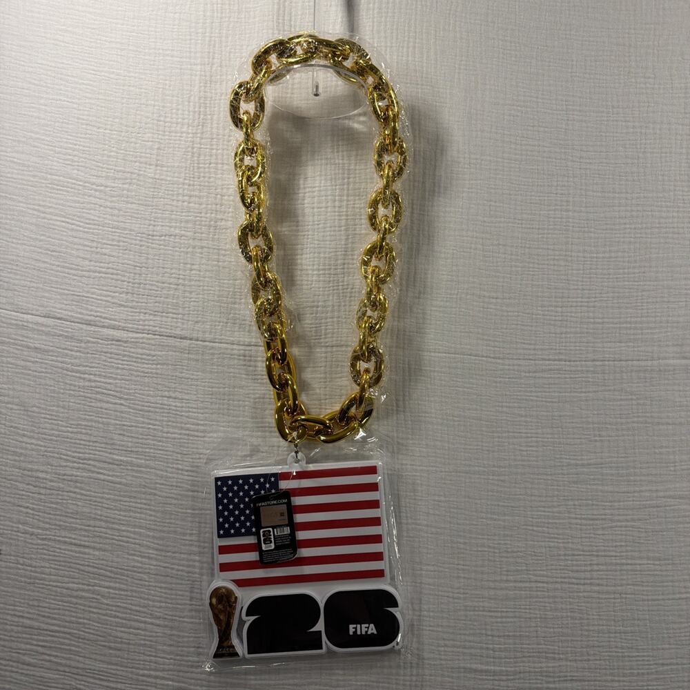 FIFA x World Cup 2026 USA Fan Chain NEW IN Packaging